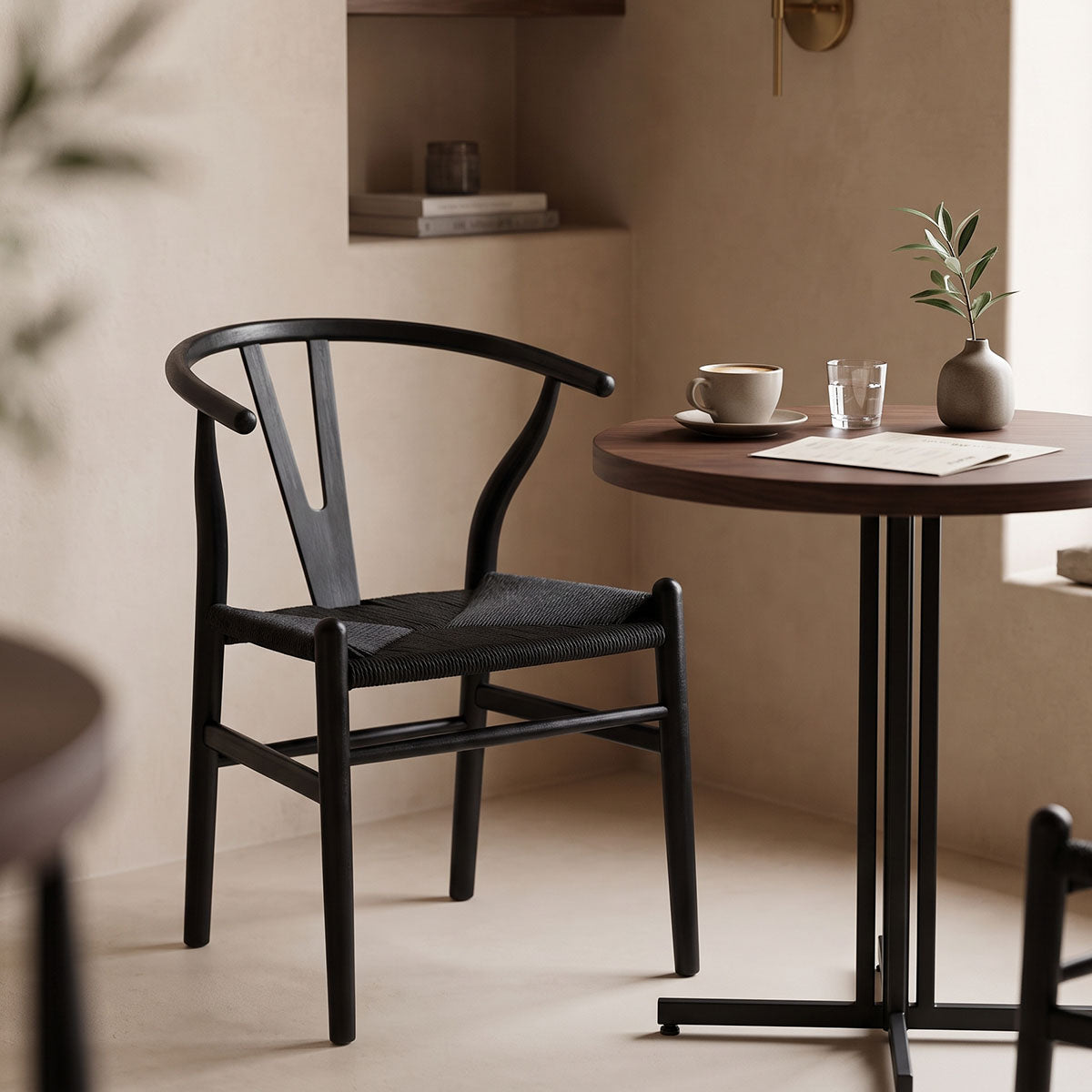 Καρέκλα Wishbone pakoworld rubberwood-σχοινί σε μαύρη απόχρωση 53.5x57x74εκ