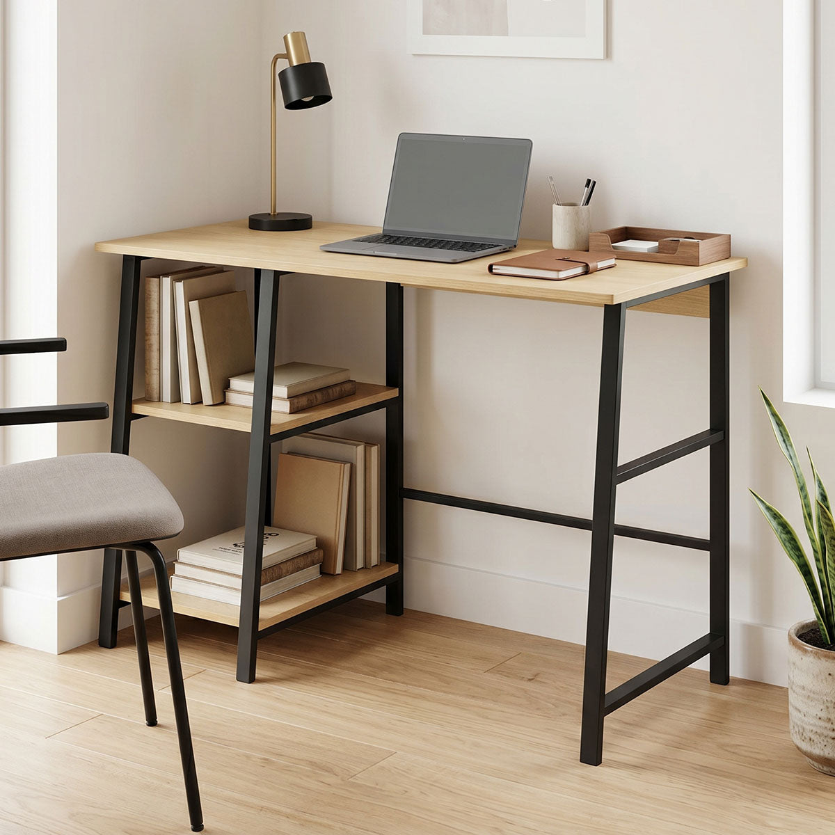 Γραφείο εργασίας Ferje pakoworld με ράφια mdf σε φυσική με μαύρη απόχρωση 100x48x75εκ